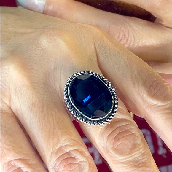 FREE SHIPPING Amethyst Oval  Ring W/925 Silver - Picture 4 of 4